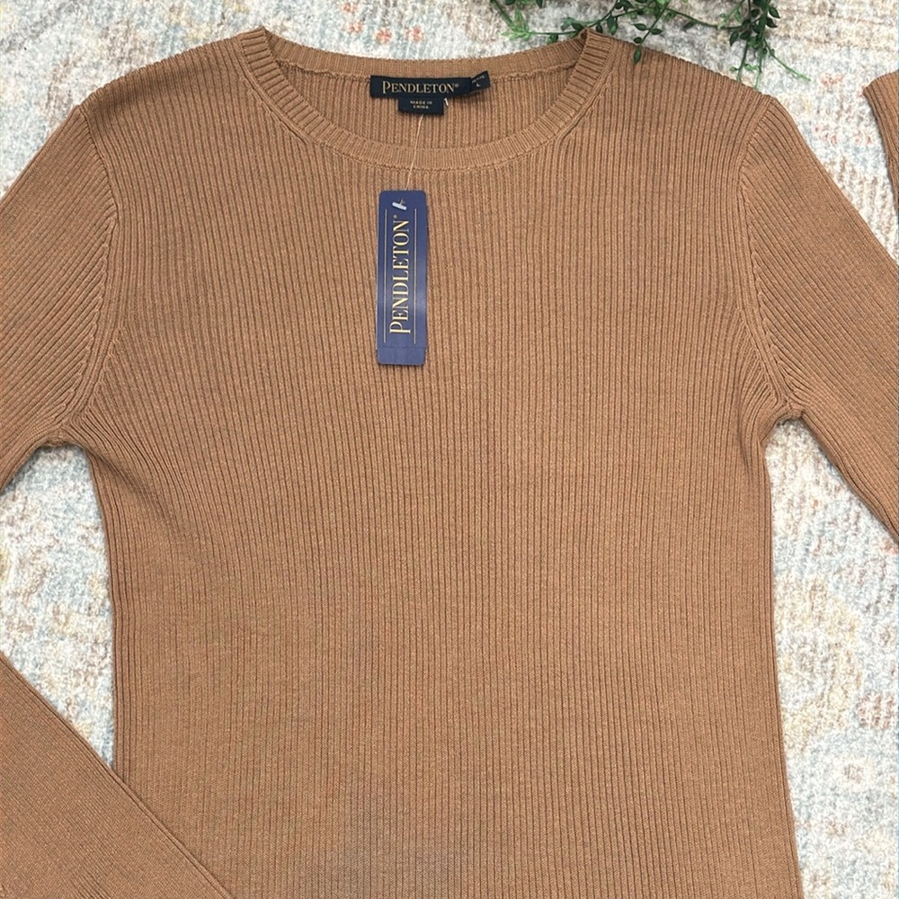 Pendleton top - Picture 2 of 6